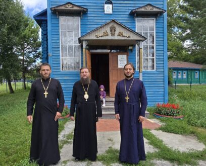Епископ Славгородский и Каменский Иоасаф посетил храм в честь Казанской иконы Божией Матери села Новоярки.