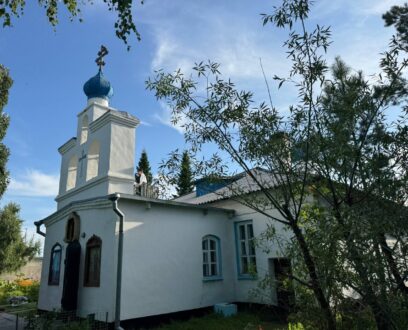 В Неделю 7-ю по Пятидесятнице, епископ Славгородский и Каменский Иоасаф совершил Божественную литургию в Ксение-Покровском женском монастыре города Яровое.