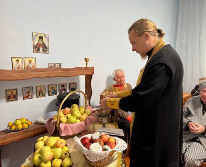 Руководитель социального отдела Славгородской епархии иерей Вадим Воробьев посетил Славгородский дом-интернат для престарелых и инвалидов