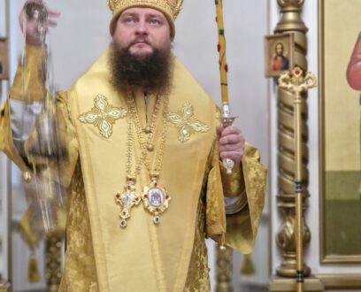Епископ Славгородский и Каменский Иоасаф совершил Всенощное бдение в храме Святых апостолов Петра и Павла в городе Славгород.