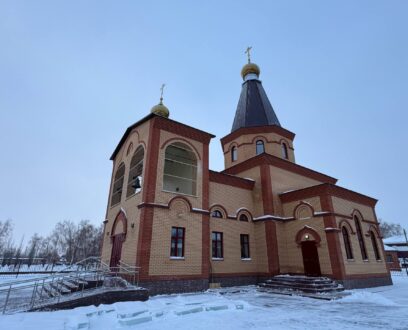 В Неделю 27-ю по Пятидесятнице, епископ Славгородский и Каменский Иоасаф совершил Божественную литургию в храме в честь Благовещения Пресвятой Богородицы р.п.Благовещенка.