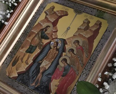 Епископ Славгородский и Каменский Иоасаф совершил Всенощное бдение в храме в честь апостолов Петра и Павла города Славгород.