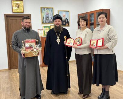 В епархиальном управлении Славгородской епархии состоялась встреча епископа Славгородского и Каменского Иоасафа с главой муниципального округа  города Славгород Людмилой Валерьевной Подгорой.