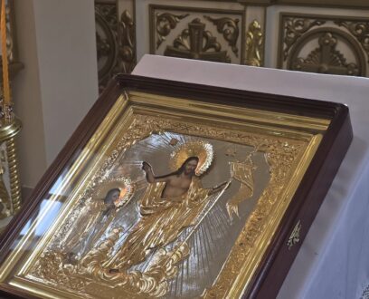 Епископ Славгородский и Каменский Иоасаф совершил пасхальное поминовение усопших в храме апостолов Петра и Павла в городе Славгород.