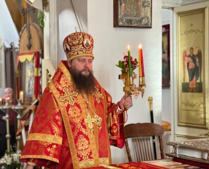 Епископ Славгородский и Каменский Иоасаф возглавил Пасхальную Божественную литургию в храме Святых Благоверных князей Бориса и Глеба города Яровое.