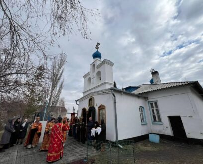 Епископ Славгородский и Каменский Иоасаф совершил Божественную Литургию в Ксение-Покровском женском монастыре города Яровое.
