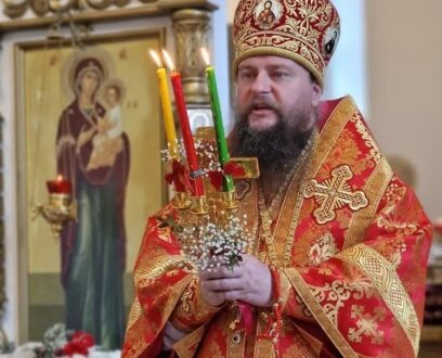 Епископ Славгородский и Каменский Иоасаф совершил Пасхальную Великую Вечерню в храме святых Первоверховных апостолов Петра и Павла города Славгород.