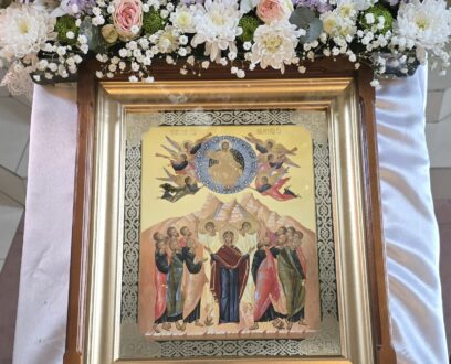 В годовщину архиерейской хиротонии, епископ Славгородский и Каменский Иоасаф совершил Божественную литургию в храме апостолов Петра и Павла в городе Славгород.