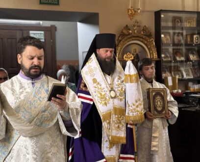 В канун праздника Вознесения Господня Преосвященный Иоасаф, епископ Славгородский и Каменский, совершил Всенощное бдение в храме апостолов Петра и Павла в городе Славгород.