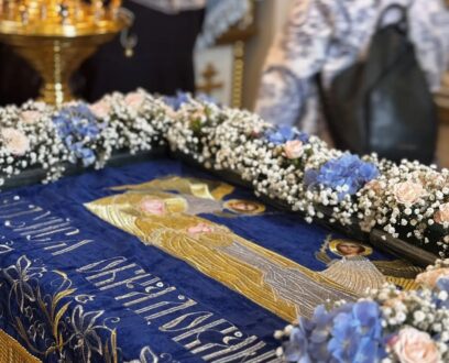 В праздник Успения Пресвятой Богородицы епископ Славгородский и Каменский Иоасаф совершил Божественную литургию в храме Святых апостолов Петра и Павла города Славгород.