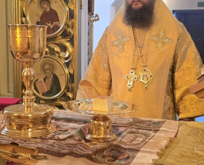 Епископ Славгородский и Каменский Иоасаф совершил Божественную литургию в храме в честь святых апостолов Петра и Павла в городе Славгород.